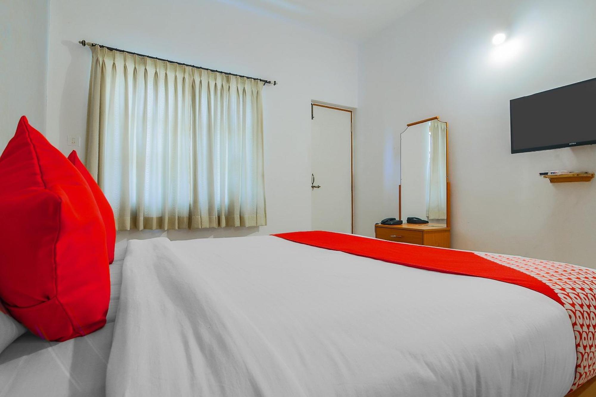 Super Hotel O The Goan Courtyard โคลวา ภายนอก รูปภาพ